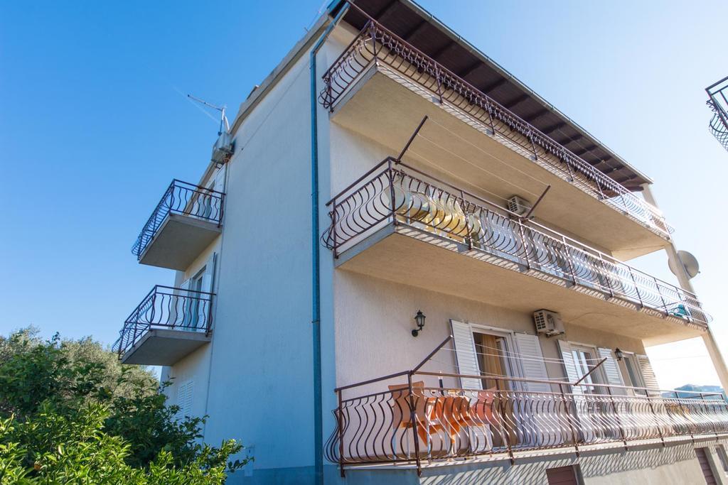 Apartmani Gaube โตรกีร์ ภายนอก รูปภาพ